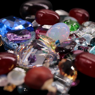 Lot 973 - A quantity of unmounted gemstones etc