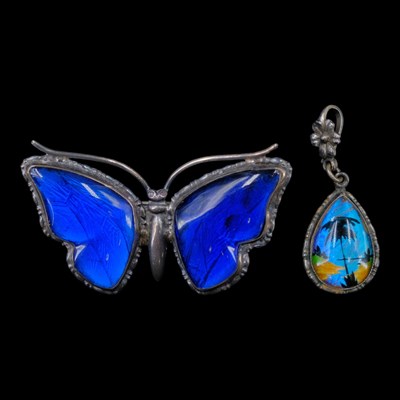 Lot 1266 - A vintage Thomas Mott butterfly wing pendant...
