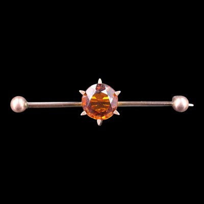 Lot 1332 - A late 19th / early 20th Century citrine and 9...