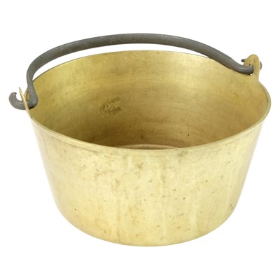Lot 904 - An early 20th Century brass jam pan