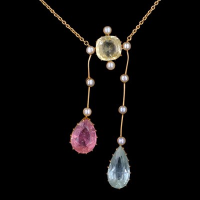 Lot 1362 - An attractive Belle Epoque / early 20th...