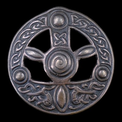 Lot 1307 - A 1930s Scottish silver plaid brooch by...