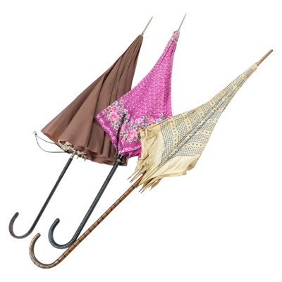 Lot 870 - An early 20th Century parasol, together with...
