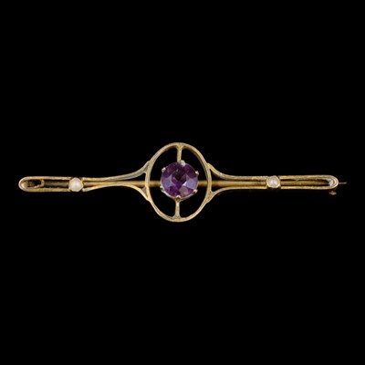 Lot 1444 - A late 19th / early 20th Century seed-pearl,...