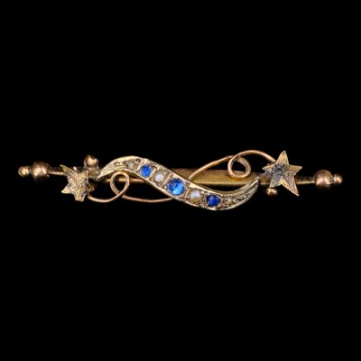 Lot 1445 - A late 19th / early 20th Century seed-pearl...