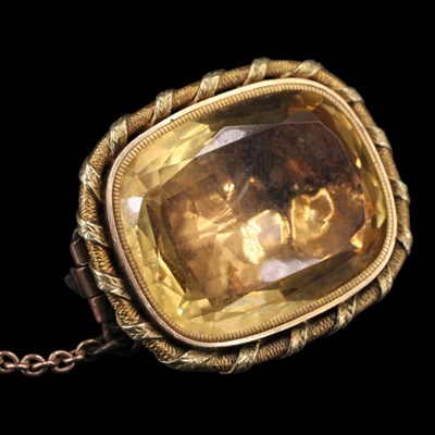 Lot 1481 - A Georgian / citrine and high-carat gold...
