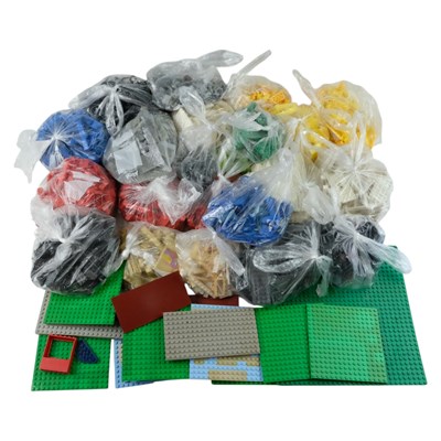 Lot 770 - A large quantity of loose LEGO bricks