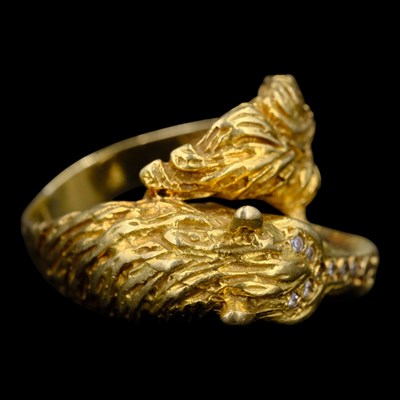 Lot 1514 - A late 20th Century 18 ct yellow metal...