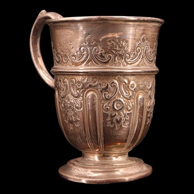 Lot 1185 - A Victorian silver cup, of elongated round...