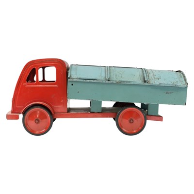 Lot 811 - A mid-20th-Century Leeway Products tinplate...