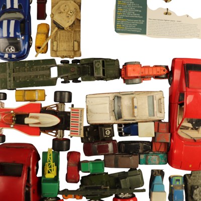Lot 797 - A group of diecast and other cars, military...