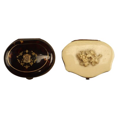 Lot 872 - Victorian tortoiseshell and Ivorine coin...