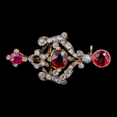 Lot 1509 - A late 19th / early 20th Century gold brooch,...