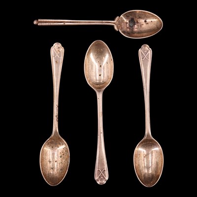 Lot 1228 - Three 1930s golf prize silver coffee spoons,...