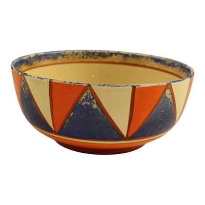 Lot 997 - A Clarice Cliff "Bizarre" Art Deco pottery...