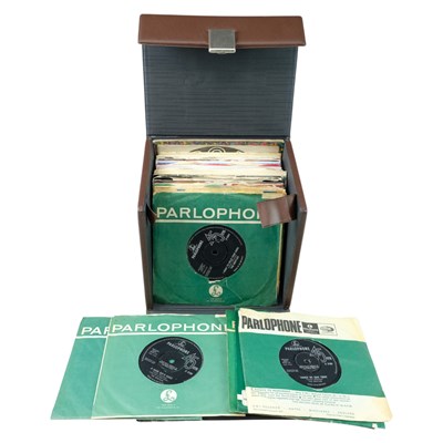 Lot 755 - [Vinyl records] A quantity of 45 RMP vinyl...