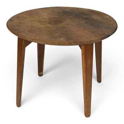 Lot 1722 - Gordon Russell (1892–1980), a 1940s circular...