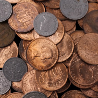 Lot 358 - A large quantity of GB coins, including...