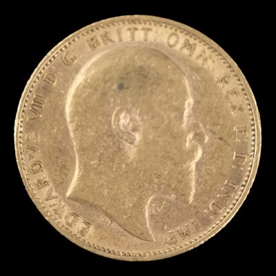 Lot 1183 - A 1905 gold sovereign coin
