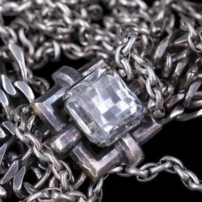 Lot 1406 - A contemporary heavy triple-curb link chocker...