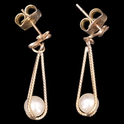 Lot 1285 - A pair of late 20th Century faux-pearl and 9...