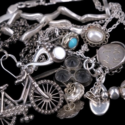 Lot 1286 - A small group of vintage and contemporary...