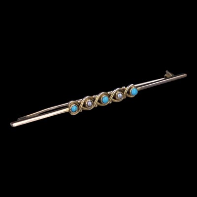 Lot 1323 - A late Victorian / early 20th Century pearl,...