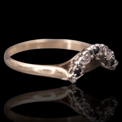 Lot 1330 - A vintage sapphire and diamond stackable...