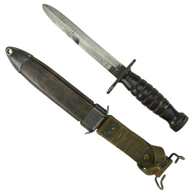 Lot 235 - A US M4 bayonet, by Camillus Cutlery Co
