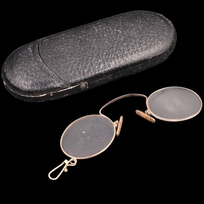 Lot 1351 - A pair of late 19th - early 20th Century 9 ct...