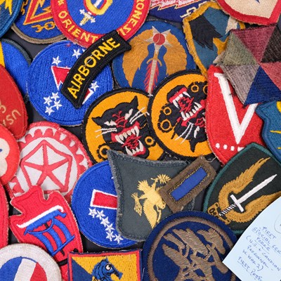 Lot 46 - A group of Second World War and later US...