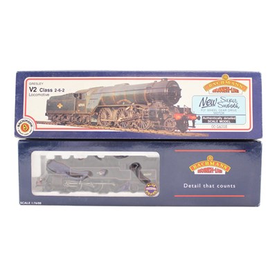 Lot 723 - Two Bachmann Branch-line OO gauge model...