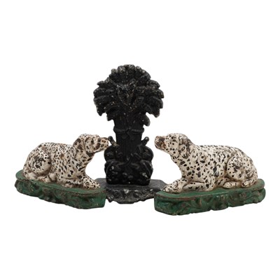 Lot 878 - A Victorian handed-pair of cast iron hearth...