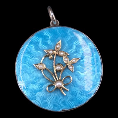 Lot 1355 - A late Victorian / early 20th Century...