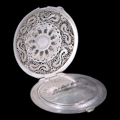 Lot 1122 - An early-to-mid 20th Century Iraqi "Marsh Arab"...