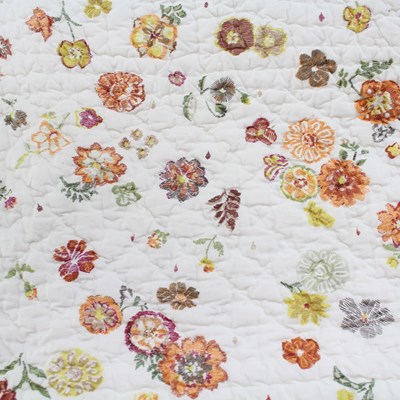 Lot 799 - A printed cotton wholecloth double quilt, faux...