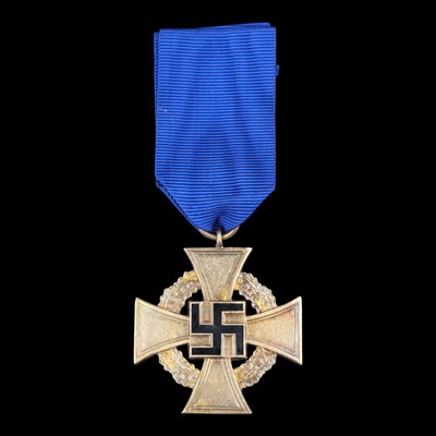 Lot 117 - A German Third Reich 40 Year Faithful Service...