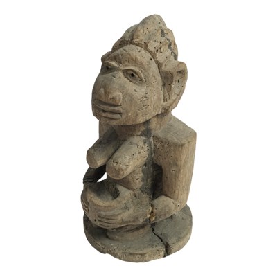 Lot 933 - A West African Yoruba divination figure,...