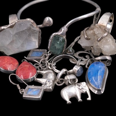 Lot 1256 - A group of gem-set, white metal and other...