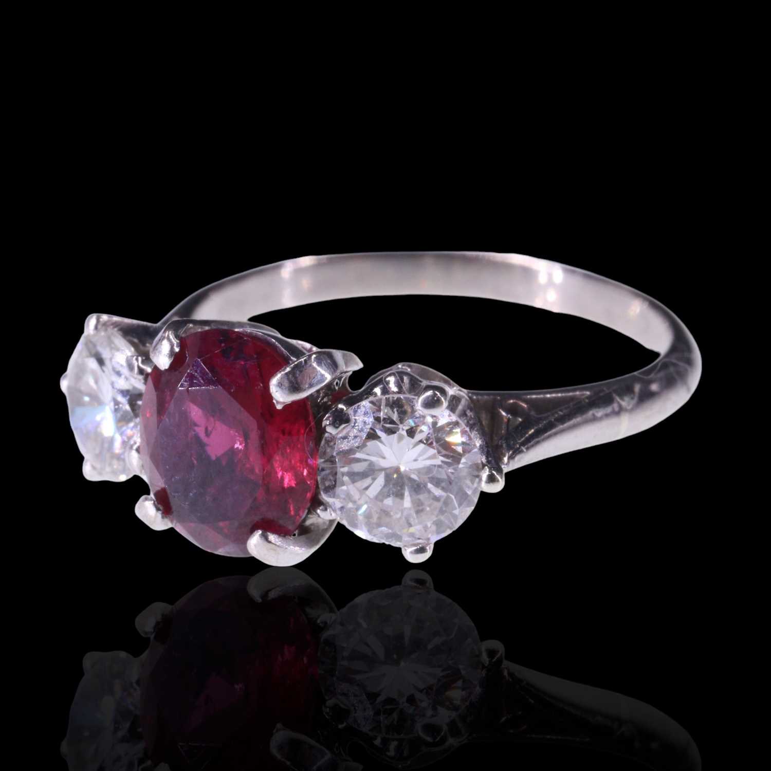 Lot 957 - A fine ruby and diamond ring, comprising a...